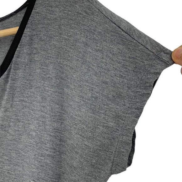 Womans Maternity Old Navy Top 9713 Medium Gray - Picture 2 of 5